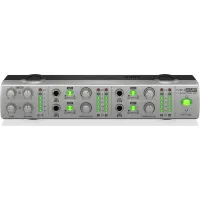 Behringer AMP800 V2 sztereó fejhallgató erősítő