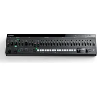 Donner L1 analog synthesizer