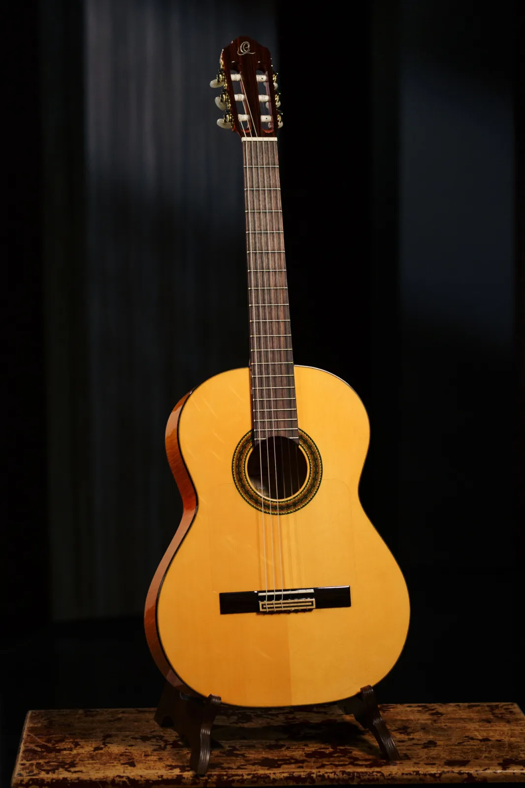 Ortega R270F klasszikus gitár 4/4